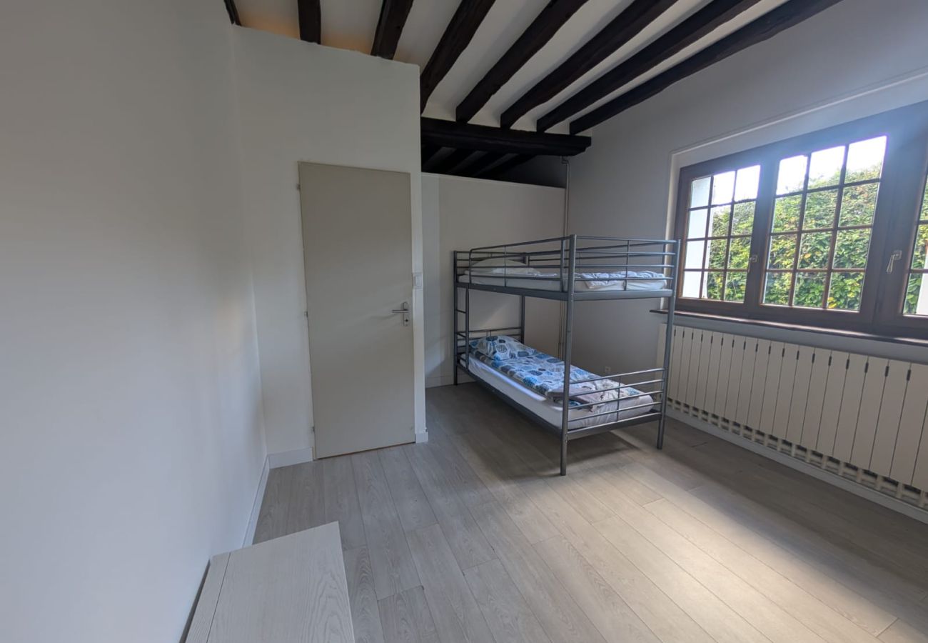 Villa à Saint-Maurice-sur-Aveyron - So Villa Etisseaux (45) - Piscine chauffée - Basket - 1h30 - Paris 30p.