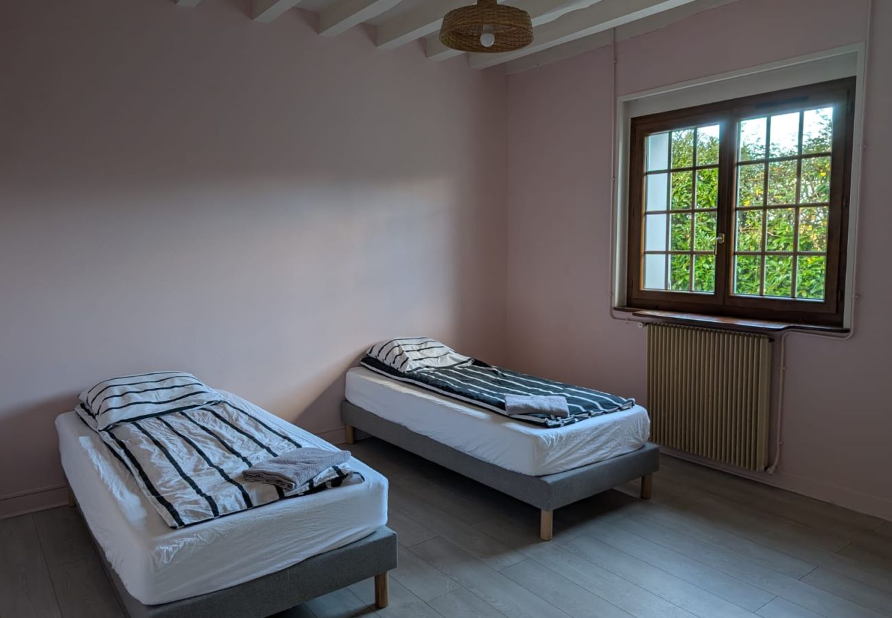 Villa à Saint-Maurice-sur-Aveyron - So Villa Etisseaux (45) - Piscine chauffée - Basket - 1h30 - Paris 30p.