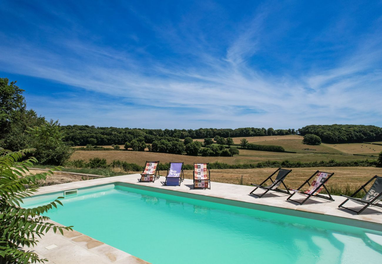 Villa à Avrée - So Villa La Coque (58) - Piscine chauffée - Basket - 2h Lyon - 30p.