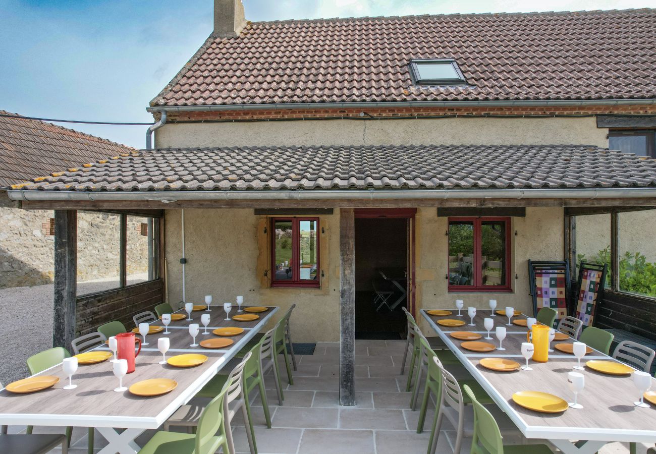 Villa à Neuvy-Grandchamp - So Villa Molise au Blanc (71) – Piscine chauffée – Sauna – 2h de Lyon – 30p.