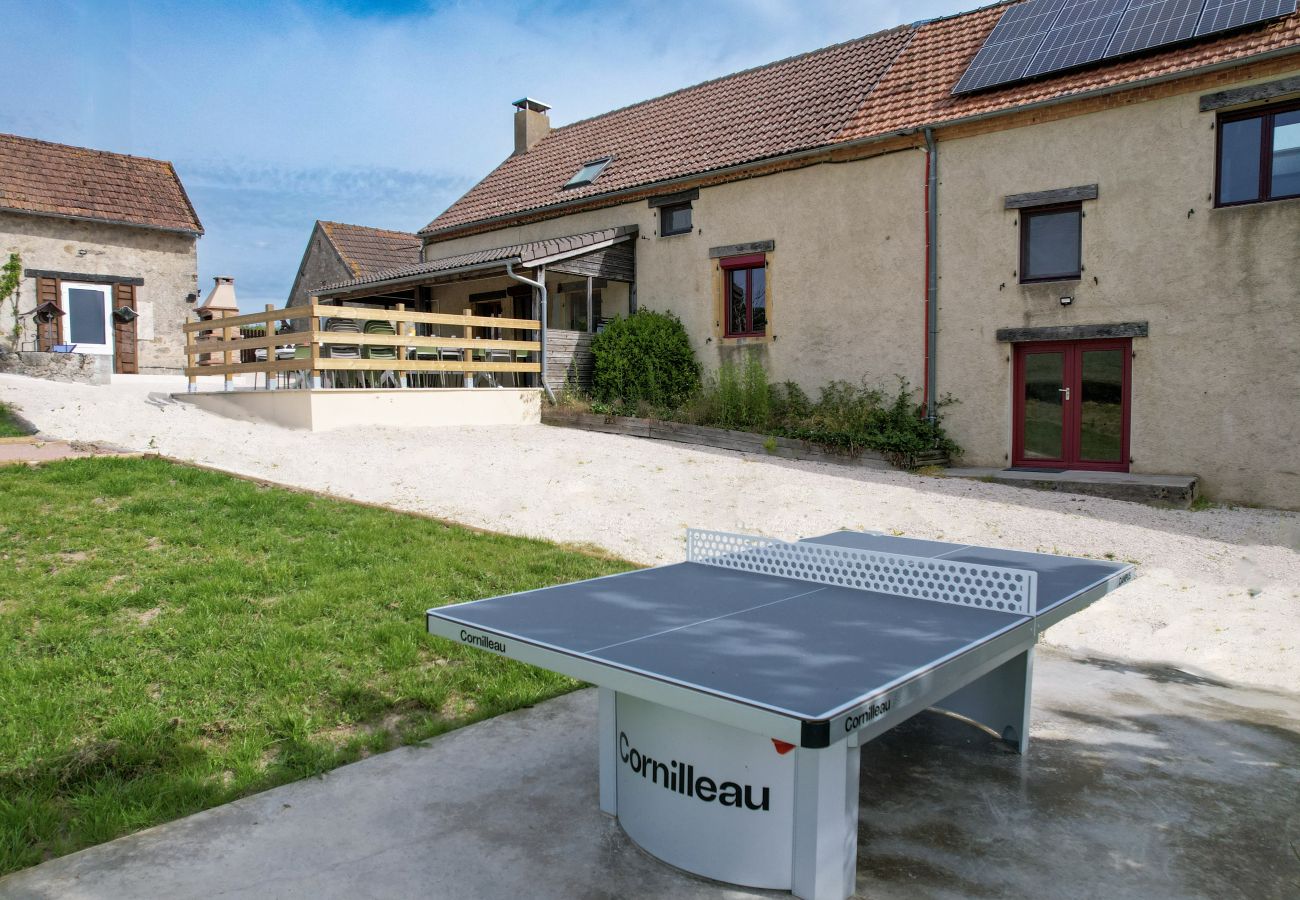 Villa à Neuvy-Grandchamp - So Villa Molise au Blanc (71) – Piscine chauffée – Sauna – 2h de Lyon – 30p.