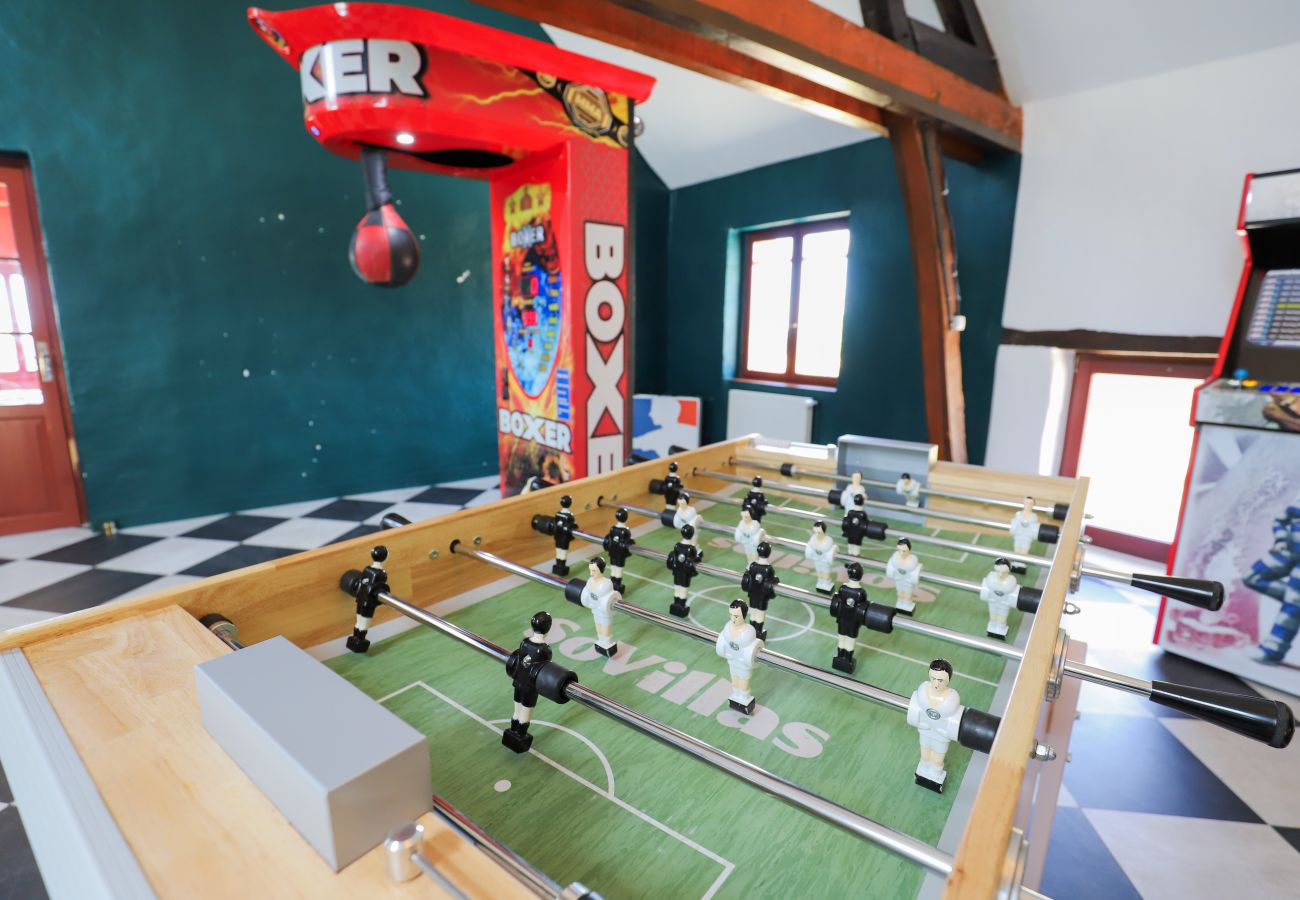 Villa à Neuvy-Grandchamp - So Villa Molise au Blanc (71) – Piscine chauffée – Sauna – 2h de Lyon – 30p.