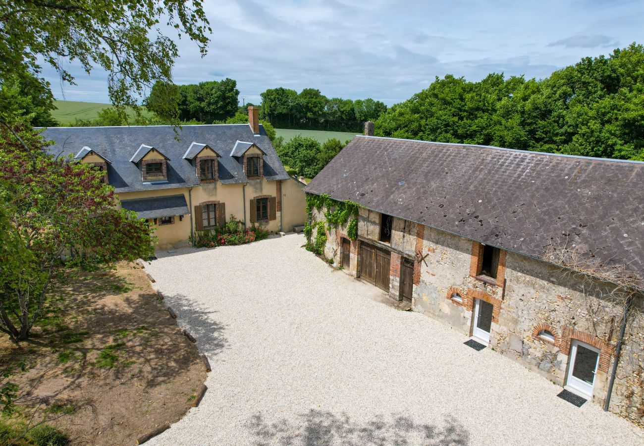 Villa à Concressault - So Villa Vaslots (18) – Piscine intérieure – Basket – 2h de Paris – 30p.