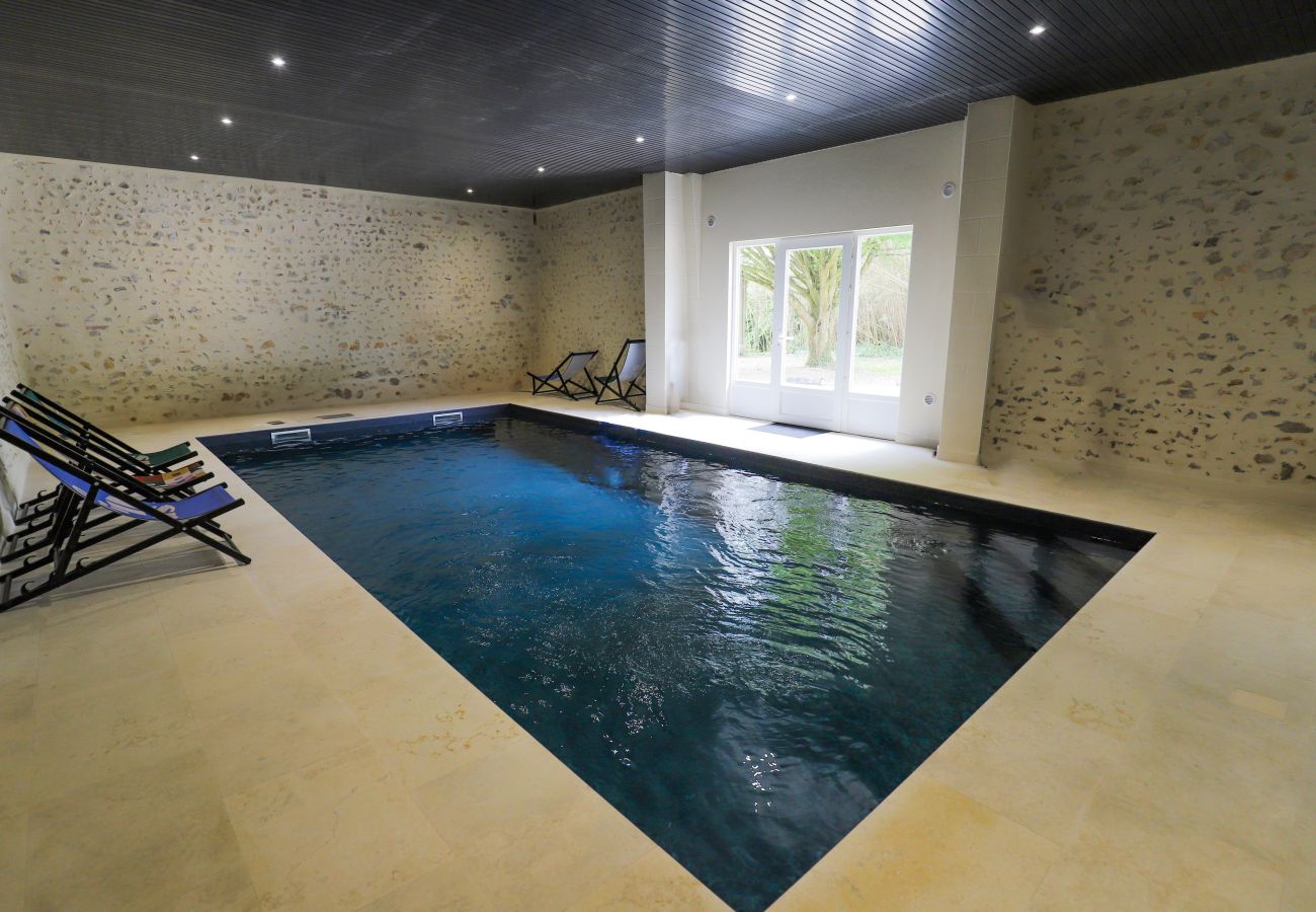 Villa à Concressault - So Villa Vaslots (18) – Piscine intérieure – Basket – 2h de Paris – 30p.