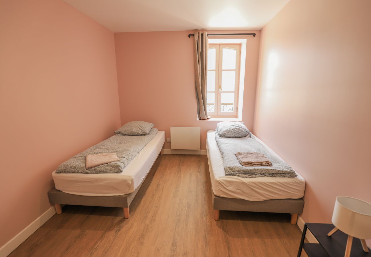 Villa à Saint-Eliph - So Villa Bois Lecomte (28) - Piscine intérieure et extérieure - Padel - 2h de Paris - 60p.
