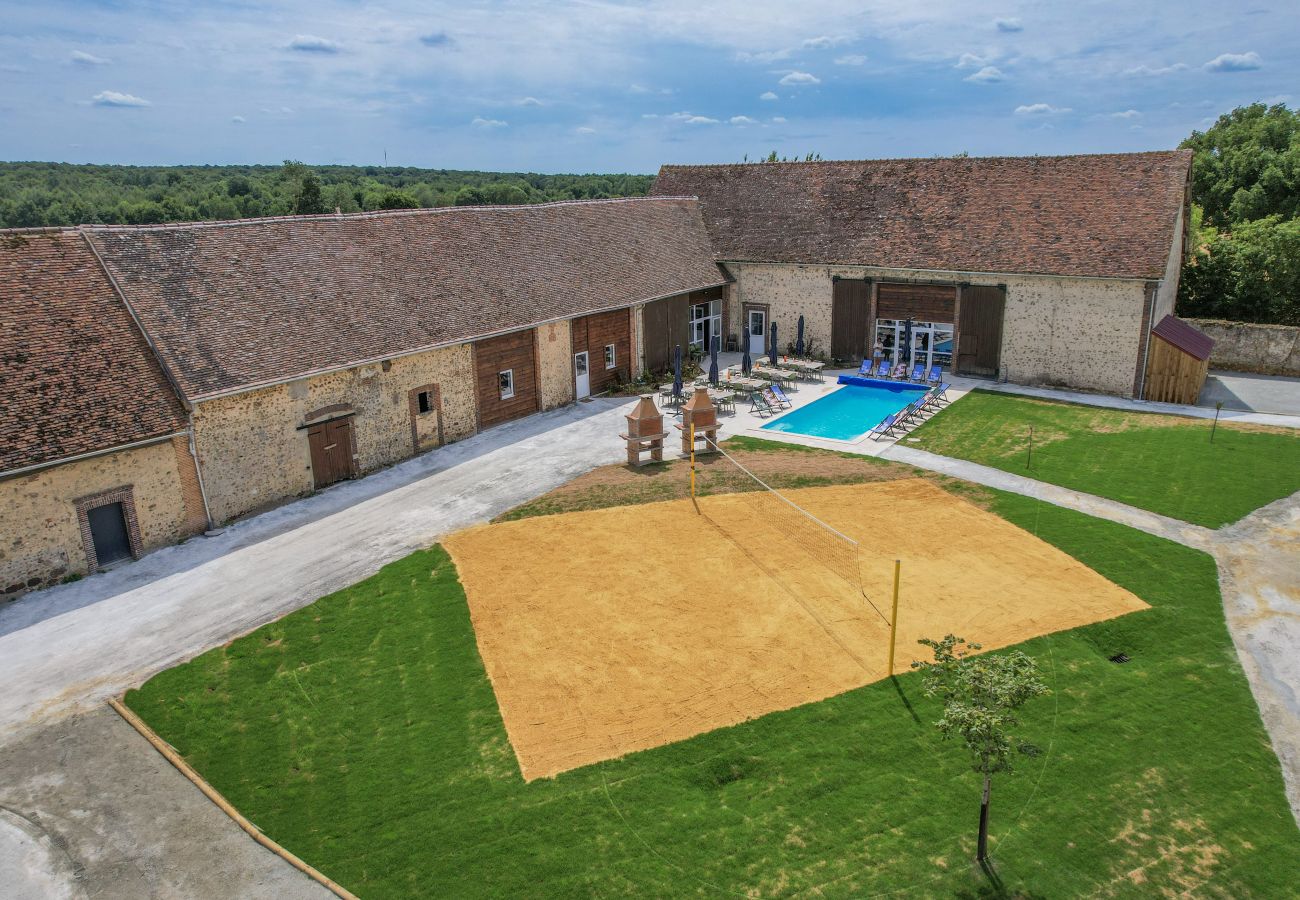 Villa à Saint-Eliph - So Villa Bois Lecomte (28) - Piscine intérieure et extérieure - Padel - 2h de Paris - 60p.