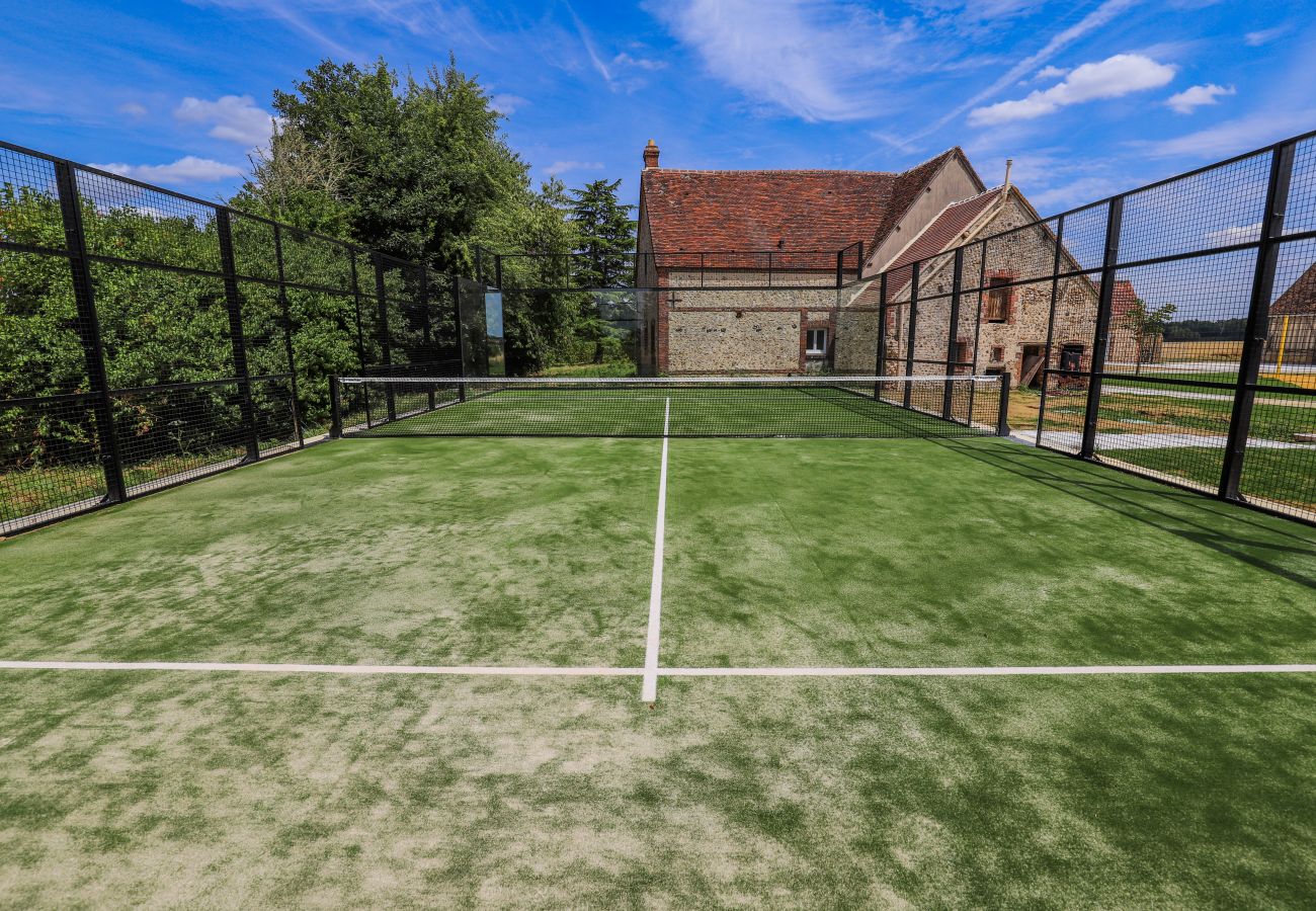 Villa à Saint-Eliph - So Villa Bois Lecomte (28) - Piscine intérieure et extérieure - Padel - 2h de Paris - 60p.