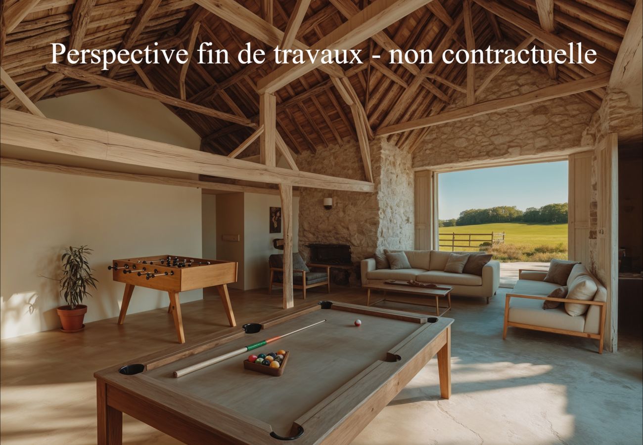 Villa à Larochemillay - So Villa Le Chalet (58) – Piscine intérieure – Basket – 2h de Lyon  – 45p.