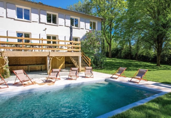 Villa à La Boissière-en-Gâtine - So Villas Boissière (79) - Piscine chauffée - Basket - 2h de Nantes - 30p.