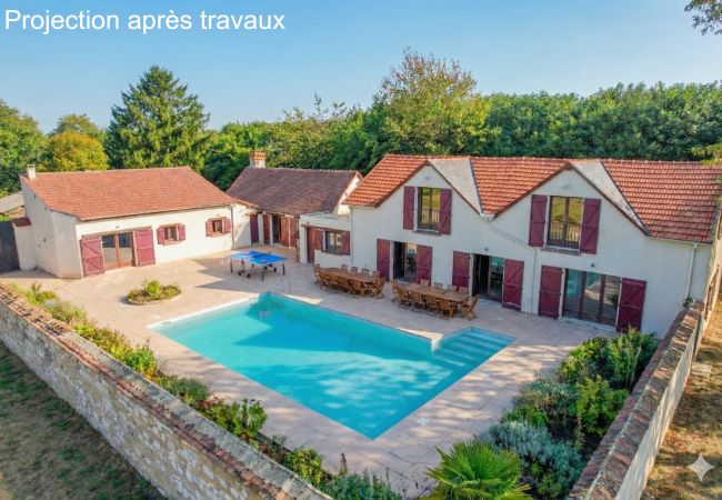 Villa à Villeblevin  - Villeblevin (89) - Piscine chauffée - Basket - 2h de Paris - 30p.