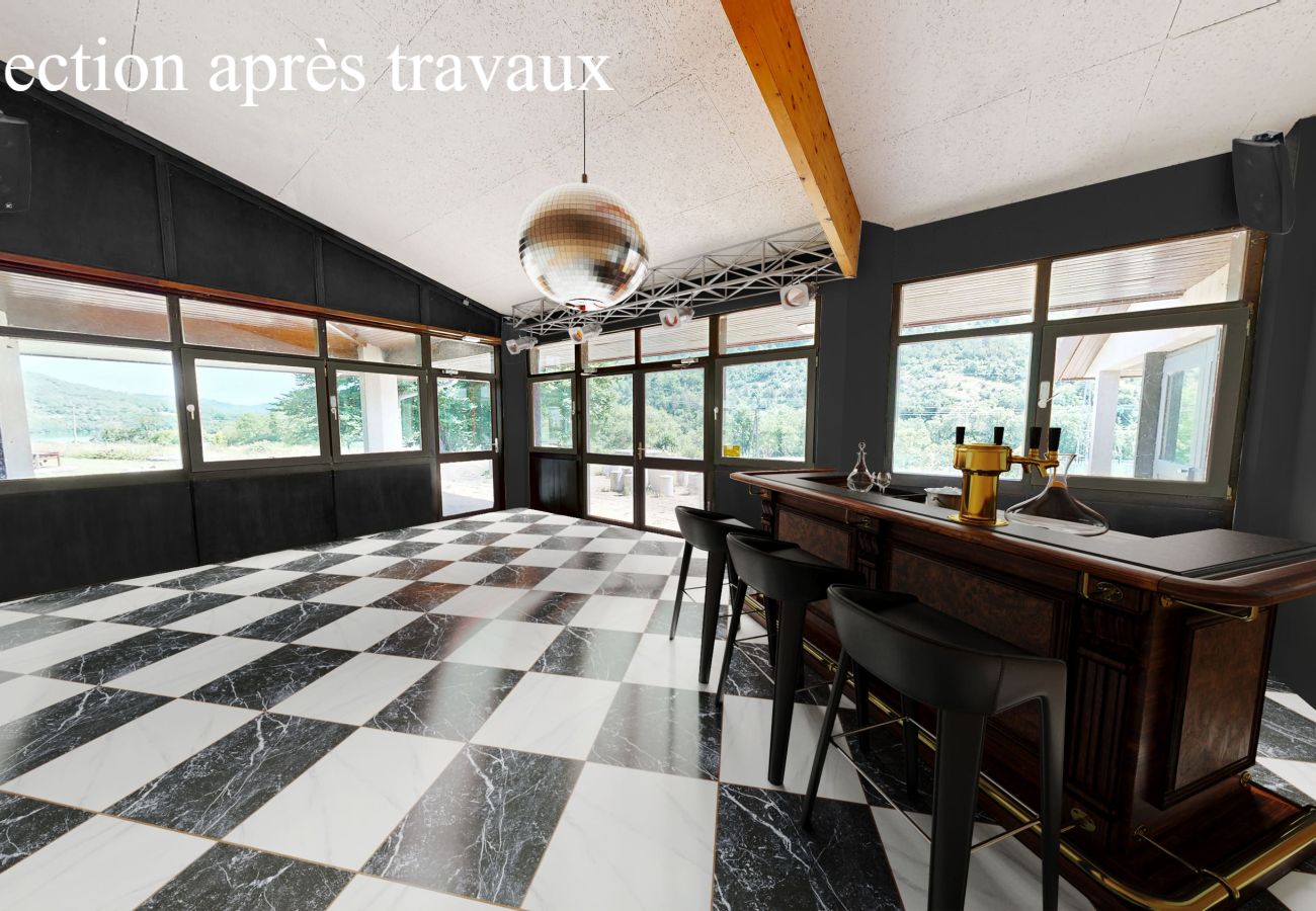 Villa à Poncin - So Villa Poncin (01) - Piscine intérieure et extérieure - Citystade - 1h de Lyon/Genève - 60p.