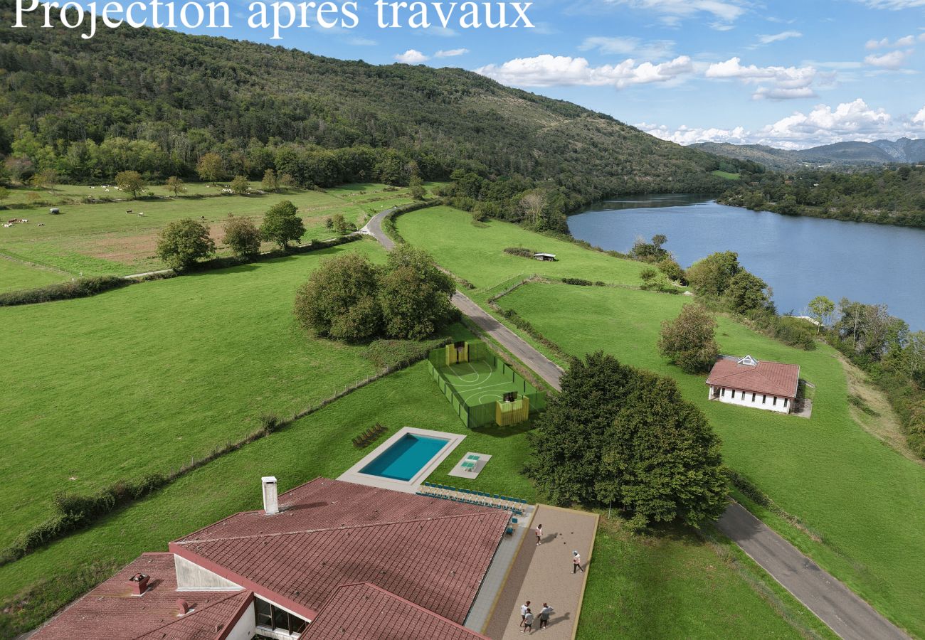 Villa à Poncin - So Villa Poncin (01) - Piscine intérieure et extérieure - Citystade - 1h de Lyon/Genève - 60p.