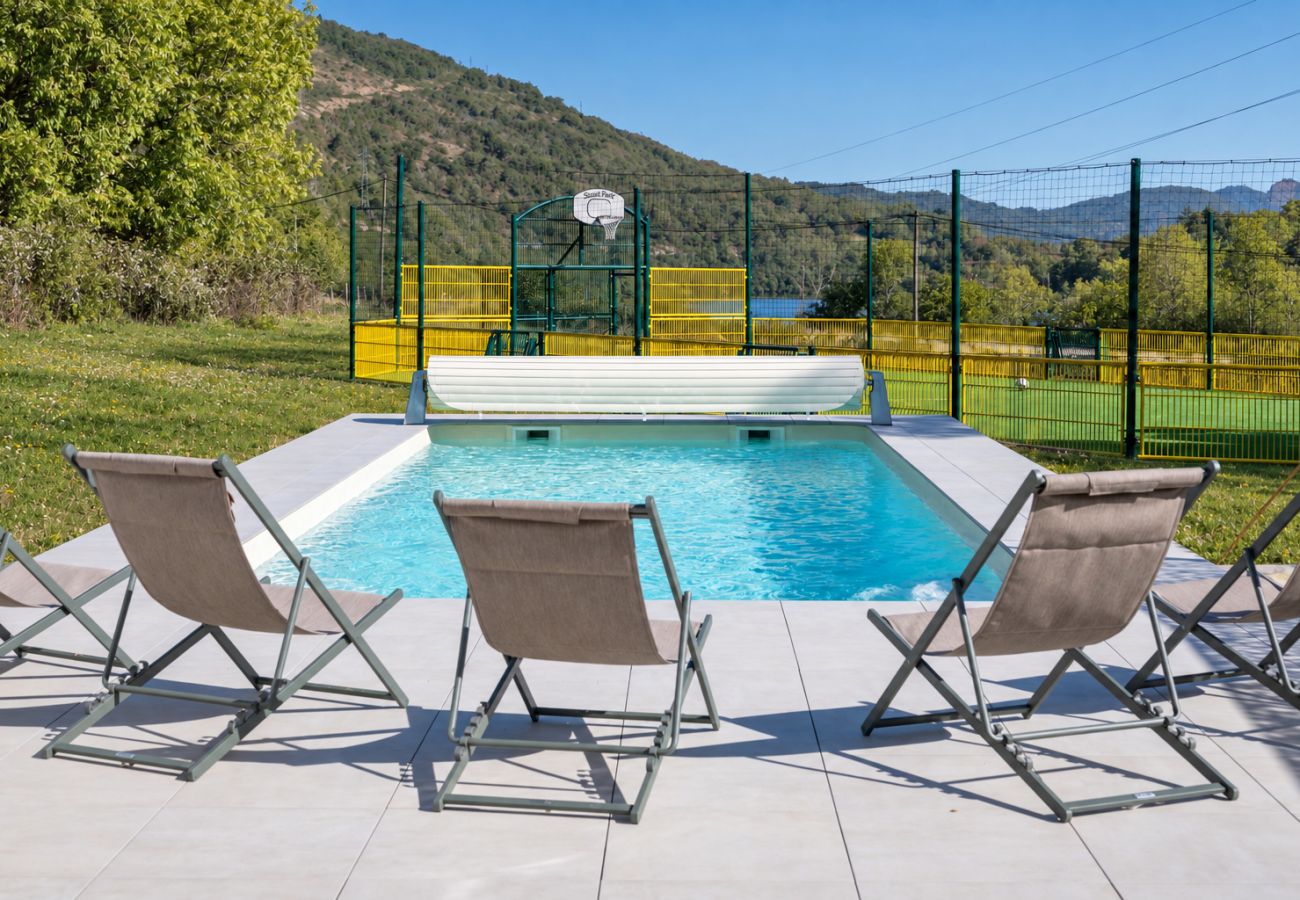 Villa à Poncin - So Villa Poncin (01) - Piscine intérieure et extérieure - Citystade - 1h de Lyon/Genève - 60p.