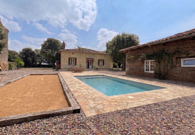 Villa à Vazerac - So Villa Vazerac (82) - Piscine chauffée - Basket - 2h de Toulouse - 30p.