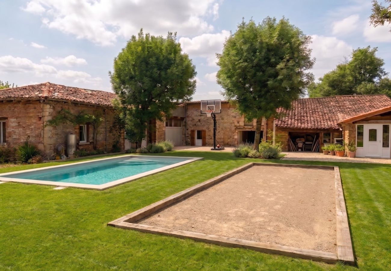 Villa à Vazerac - So Villa Vazerac (82) - Piscine chauffée - Basket - 2h de Toulouse - 30p.