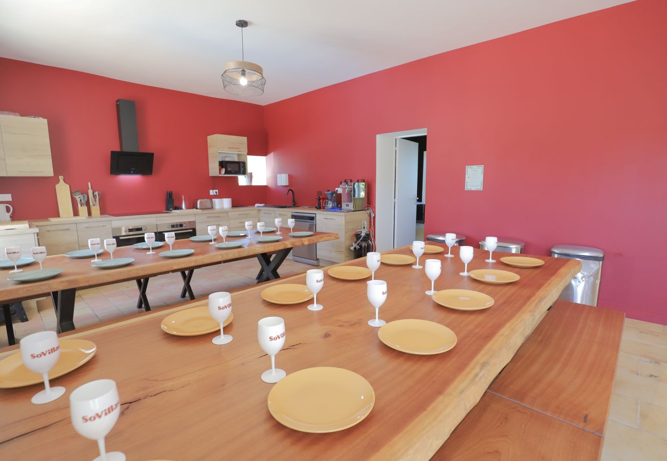 Villa à Vazerac - So Villa Vazerac (82) - Piscine chauffée - Basket - 1h de Toulouse - 30p.