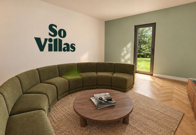 Villa à Saint-Martin-la-Sauveté - So Villa Saint-Martin (42) -  Piscine chauffée - Sauna - 2h de Lyon - 30p.