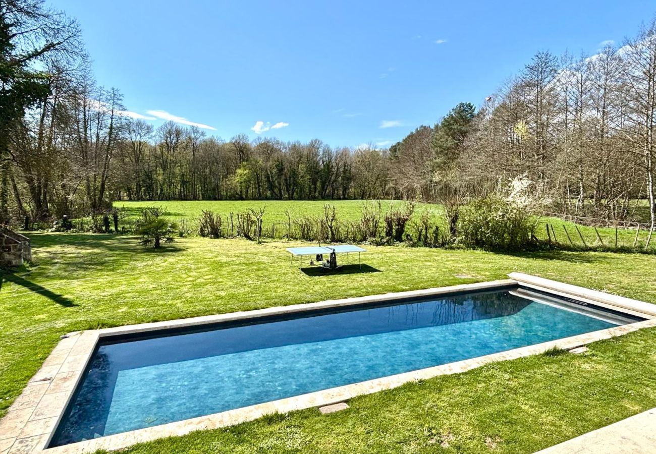 Villa à Mouliherne - So Villa Moulin Janot (49) - Piscine chauffée - Basket - 2h Nantes - 45 p.