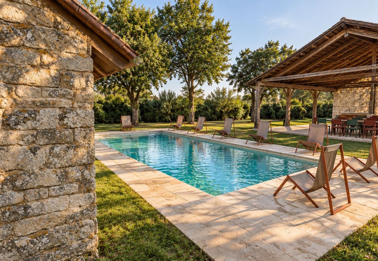 Villa à Marcillé - So Villa Bauvais (79) - Piscine chauffée - Basket - 2h de Nantes - 45p.